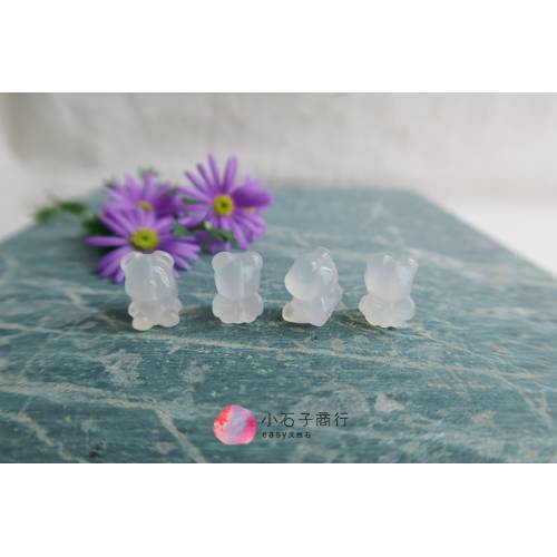 白瑪瑙-蝴蝶結QQ熊 10x14mm (1入)