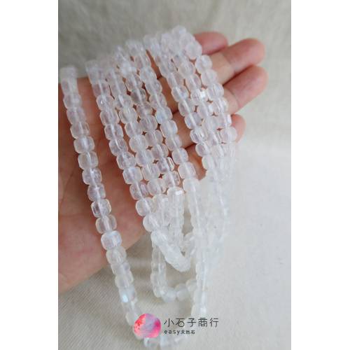 月光石-正方切角6mm(AA) (13入)