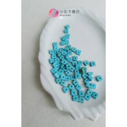 新疆綠松石-不規則方片2x4.5mm (10入)